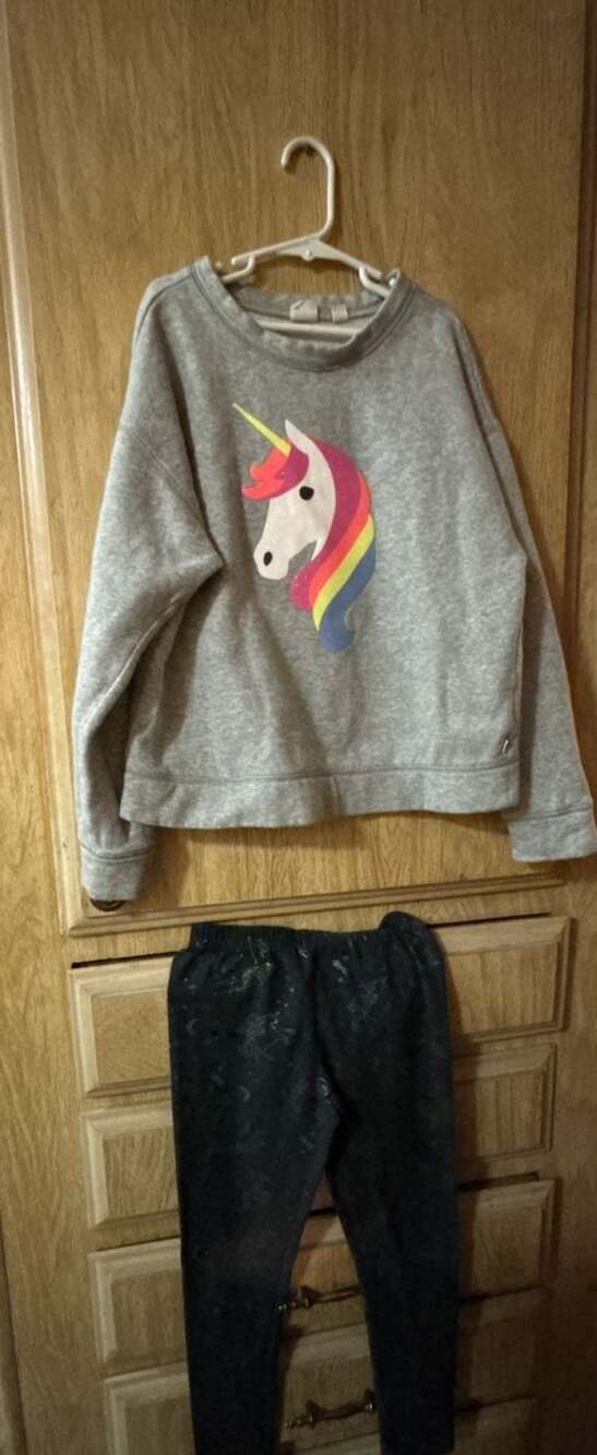 Gap Kids Pullover Unicorn Graphic Sweater Girls